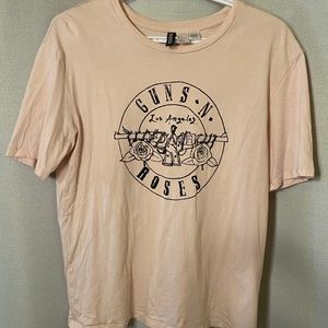 H&M Guns and Roses Tshirt